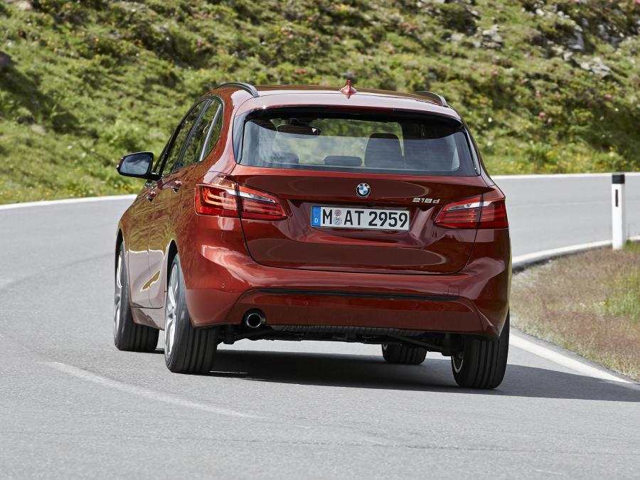  BMW 218d Active Tourer 2014 года  (фото 3 из 30)